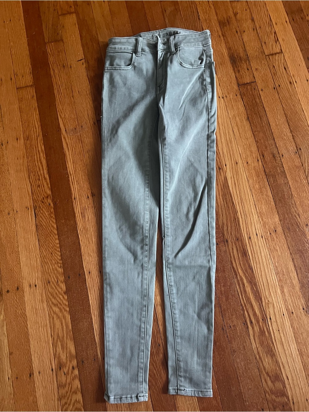 American Eagle Outfitters Skinny Jeans in Light Sage 00 Regular